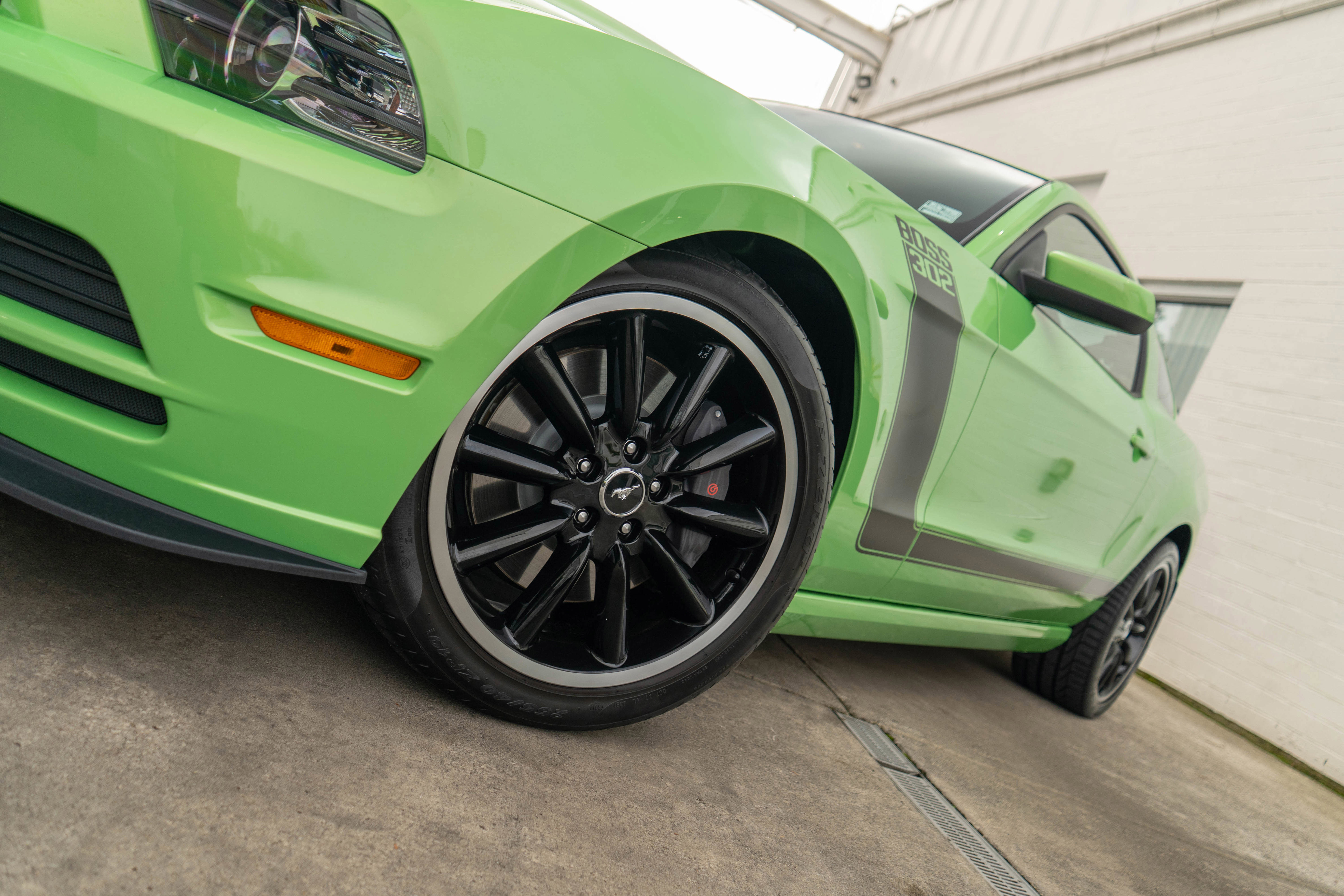 Used 2013 Ford Mustang Boss 302 w/ Boss 302 Accessory Pkg image 4