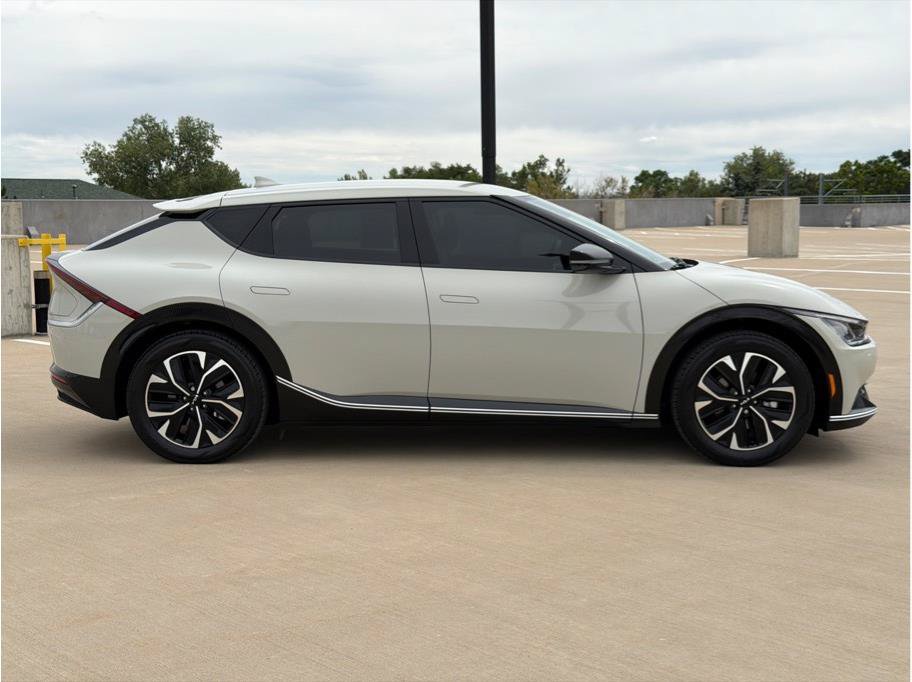 Used 2023 Kia EV6 Wind AWD/4WD image 9