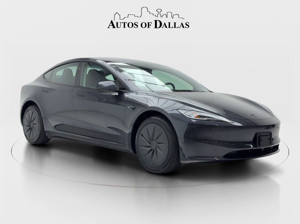 Used 2025 Tesla Model 3 image 2