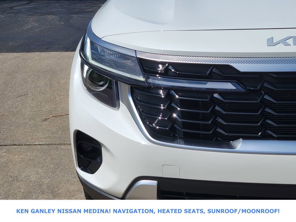 Used 2024 Kia Seltos EX image 9