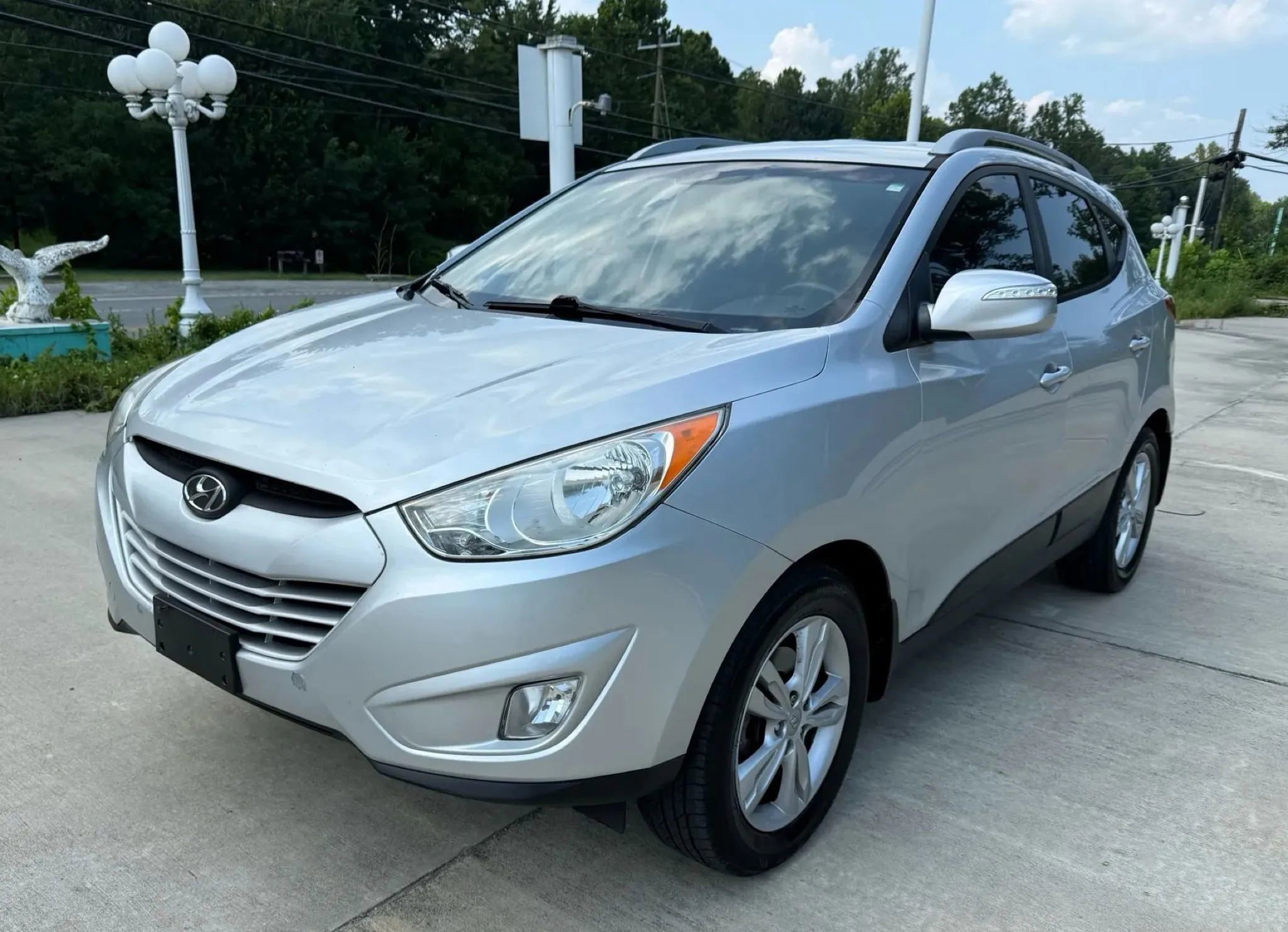 Used 2013 Hyundai Tucson GLS image 1