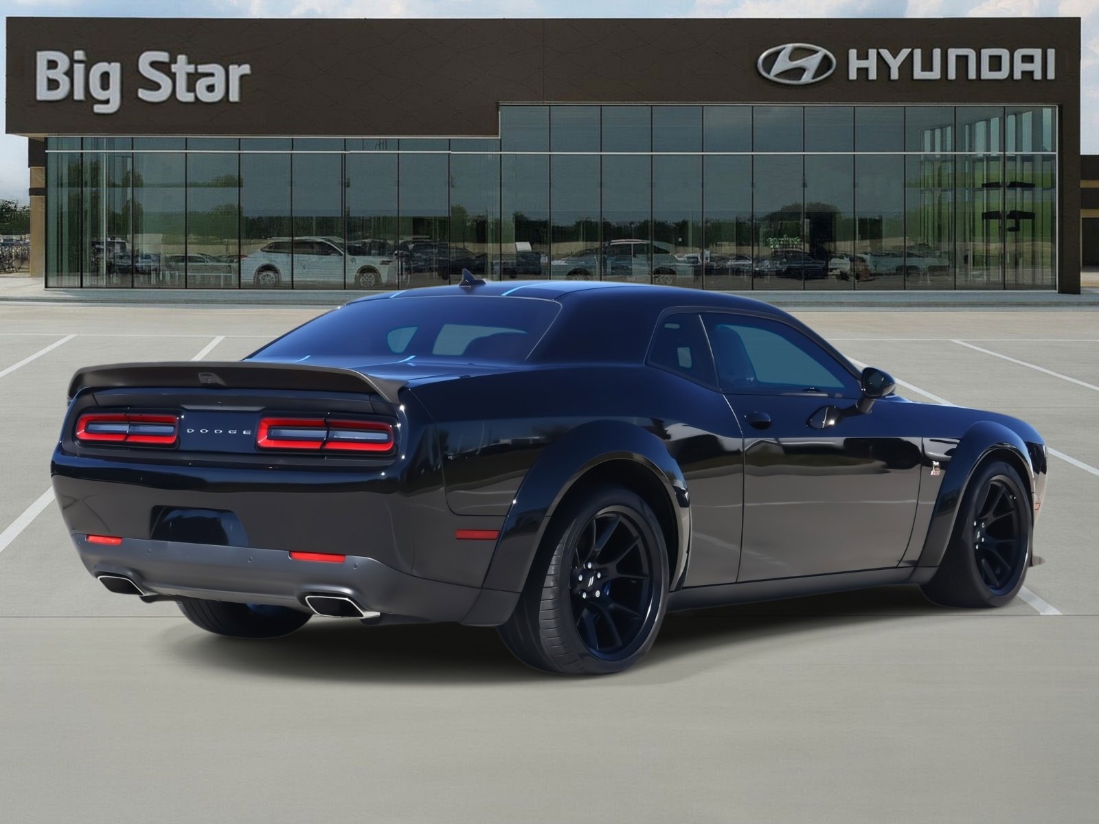 Used 2023 Dodge Challenger R/T Scat Pack image 4
