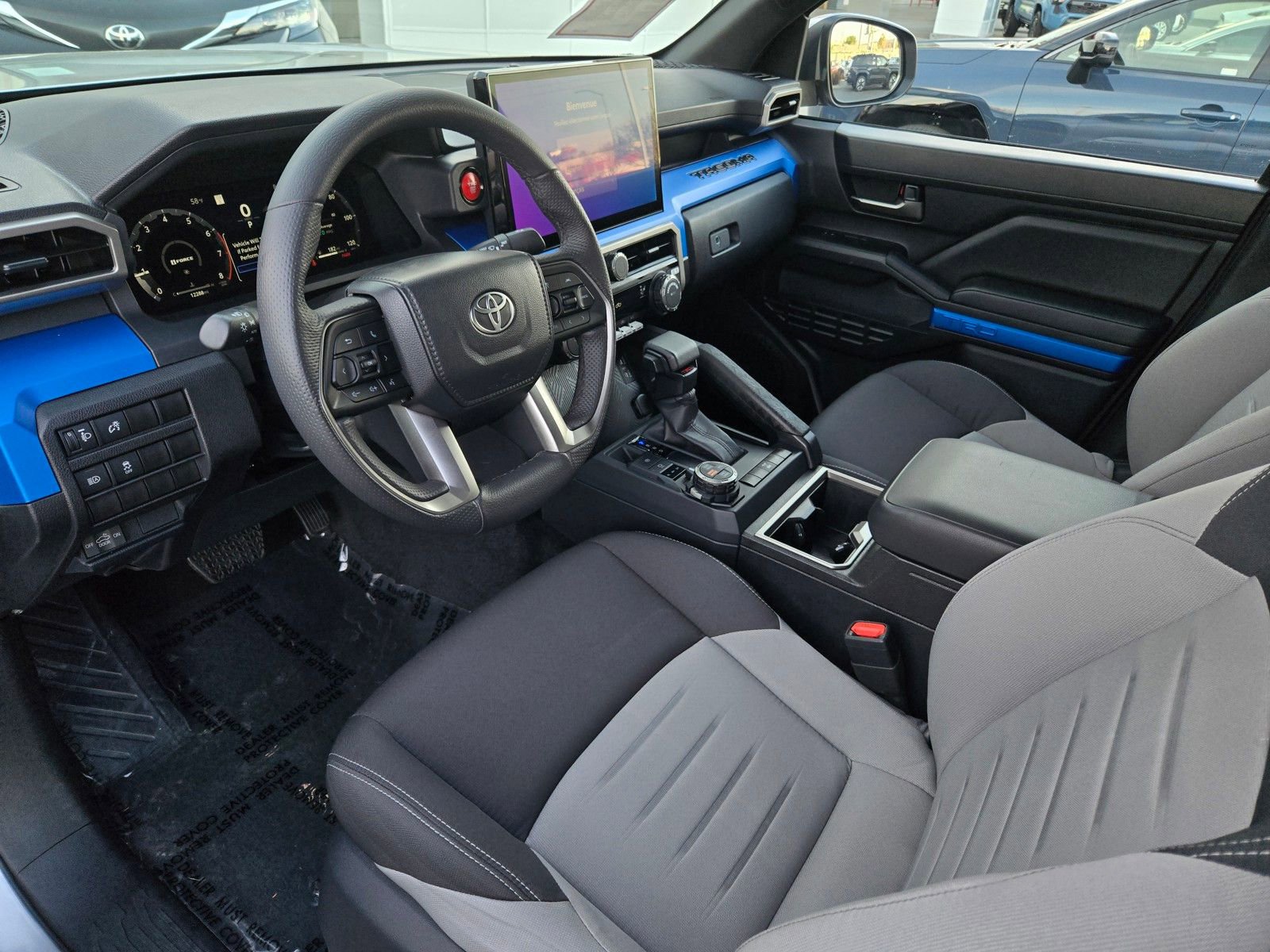 Certified 2025 Toyota Tacoma TRD Off-Road image 8