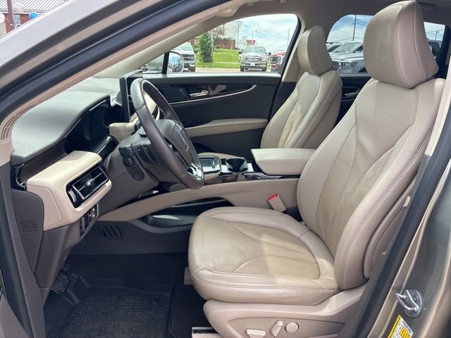 Used 2023 Lincoln Nautilus Reserve w/ Equipment Group 201A image 20