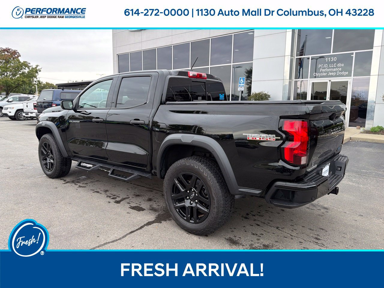 Used 2024 Chevrolet Colorado Trail Boss w/ Advanced Trailering Package AWD/4WD image 7