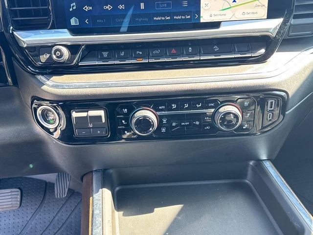 Used 2024 Chevrolet Silverado 2500 High Country w/ Technology Package image 34