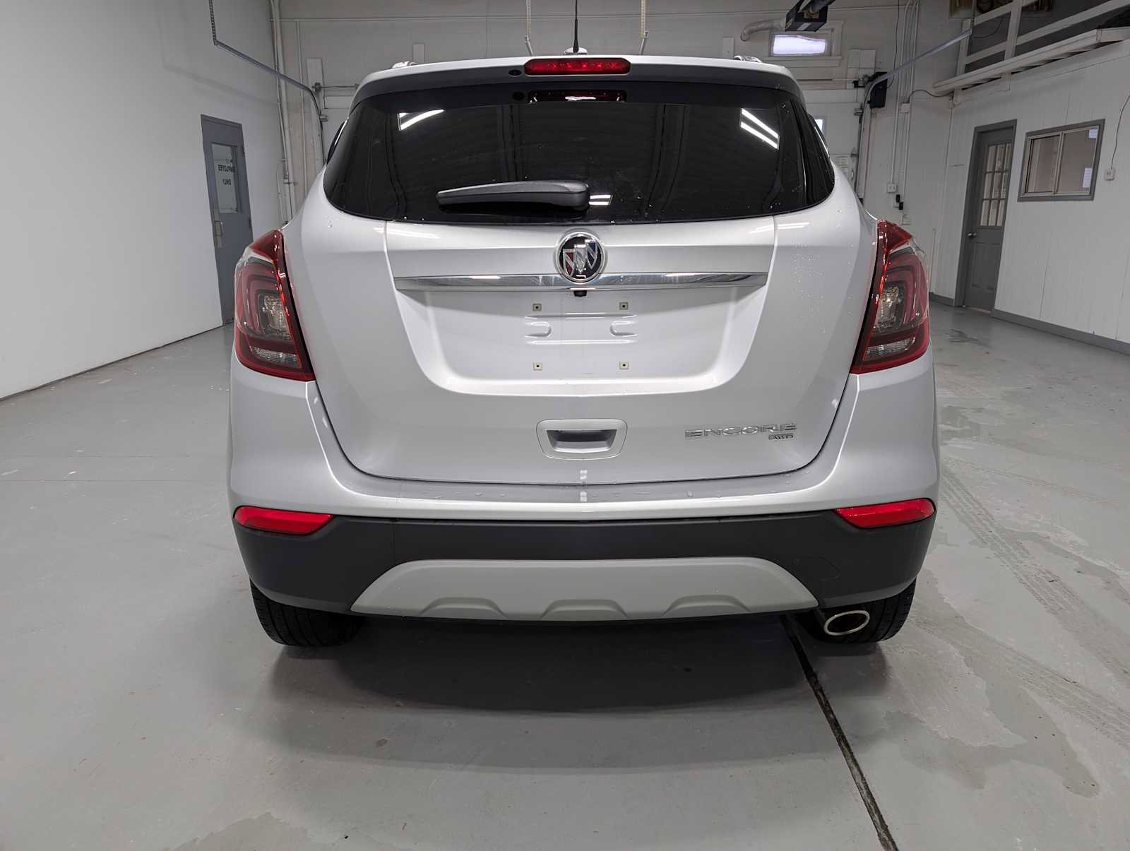 Used 2022 Buick Encore Preferred w/ Safety Package image 9