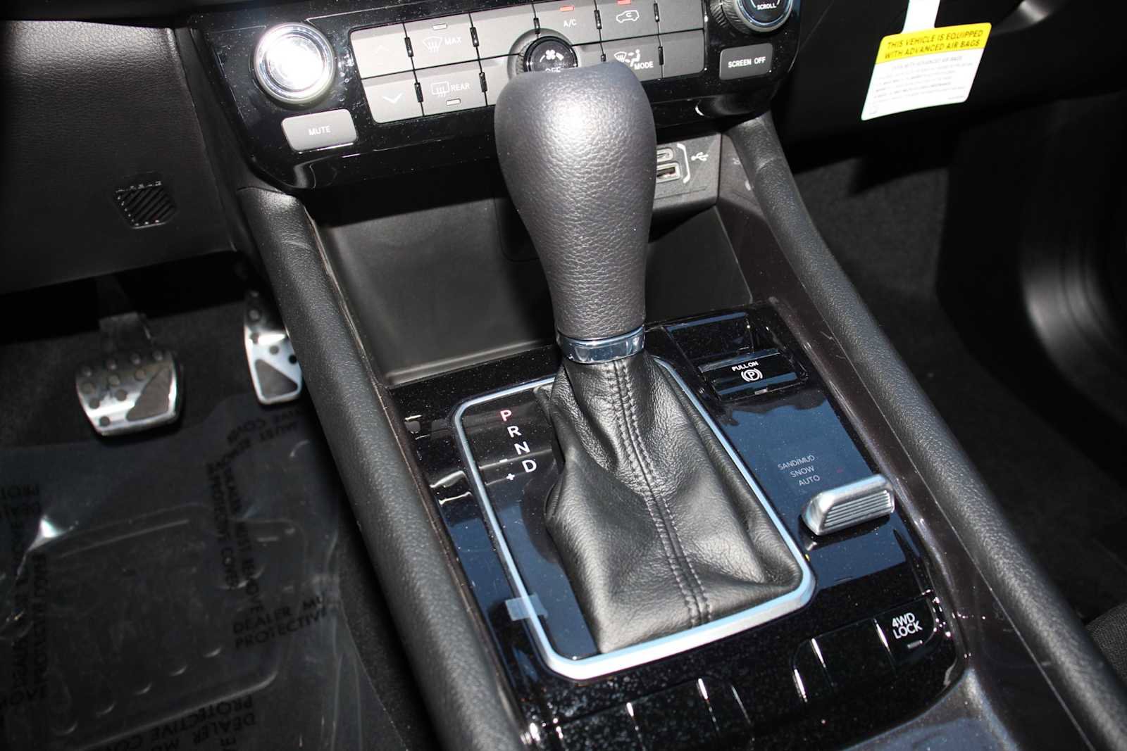Used 2025 Jeep Compass Sport AWD/4WD image 15