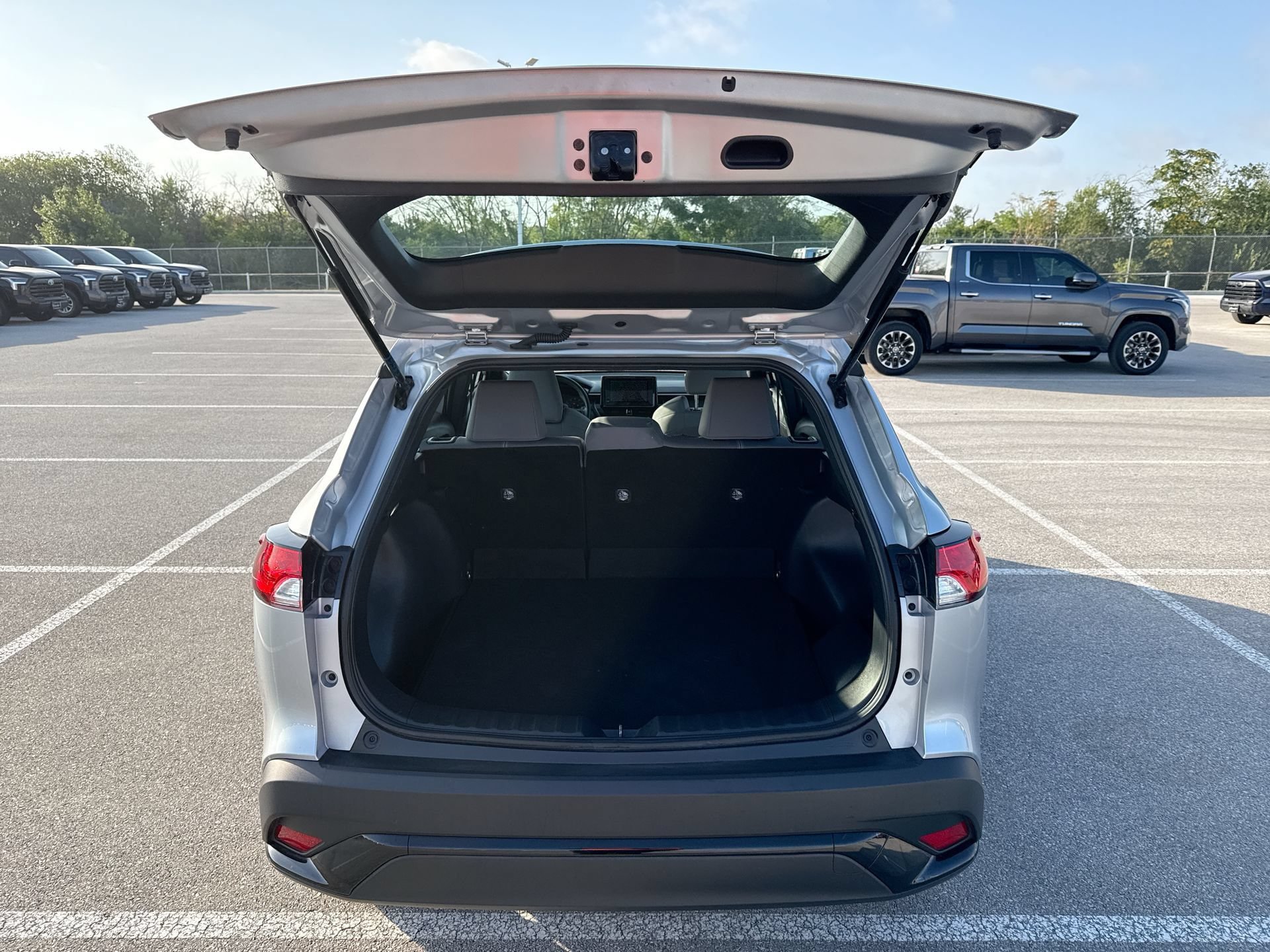 Certified 2025 Toyota Corolla Cross AWD Hybrid image 19