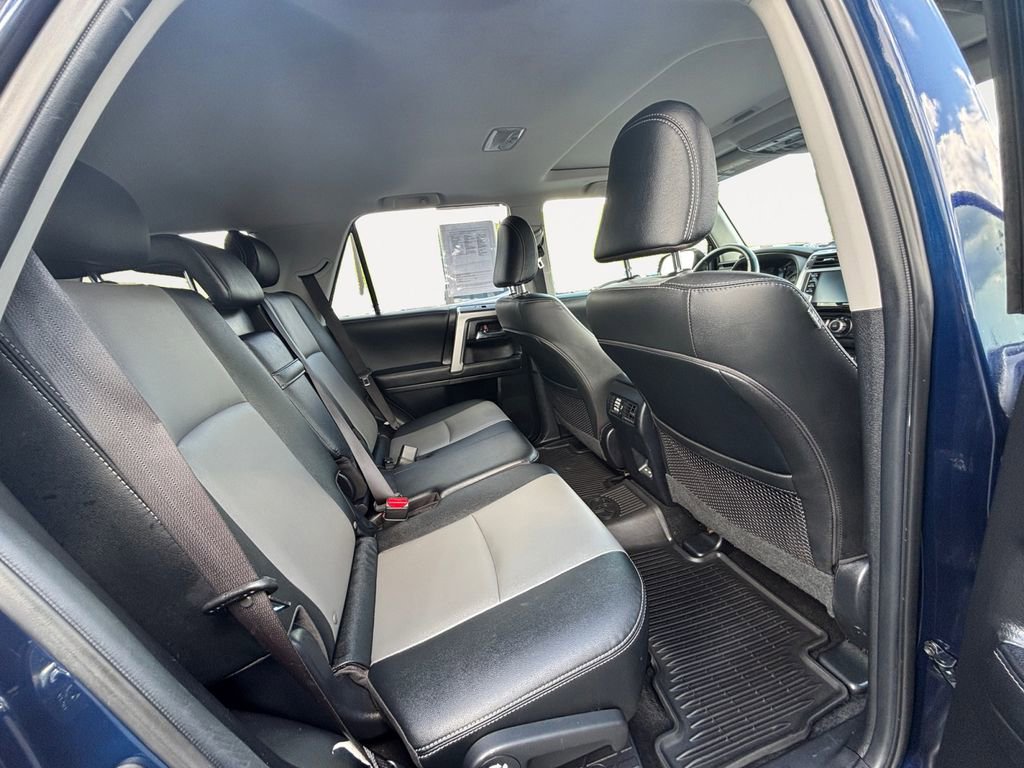 Used 2024 Toyota 4Runner SR5 Premium w/ Moonroof Package AWD/4WD image 24
