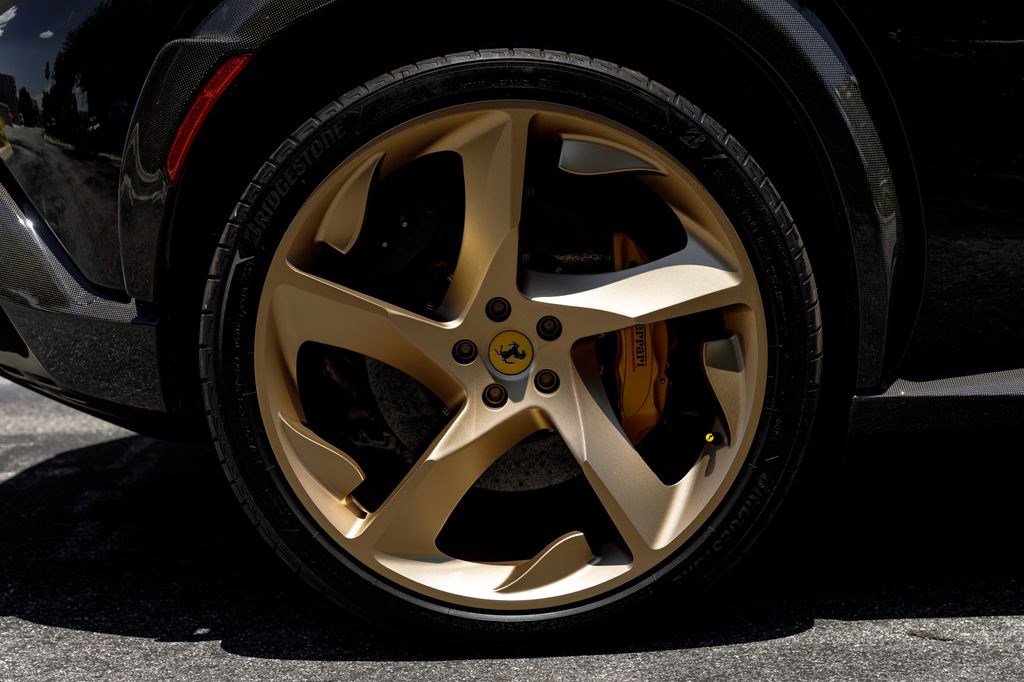 Used 2024 Ferrari Purosangue AWD/4WD image 41