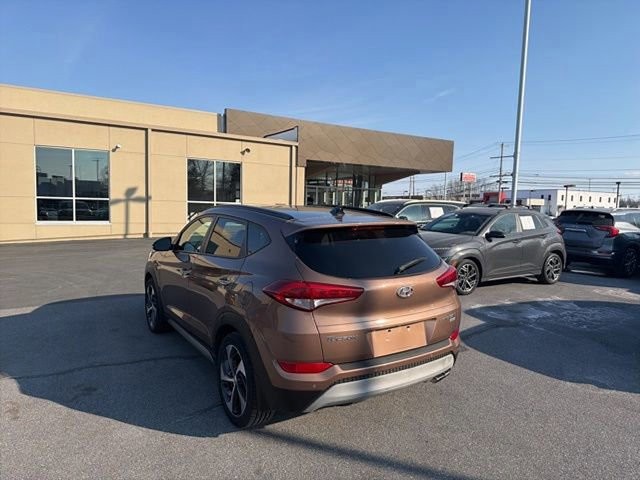 Used 2017 Hyundai Tucson Limited w/ Limited Ultimate Package 03 image 5