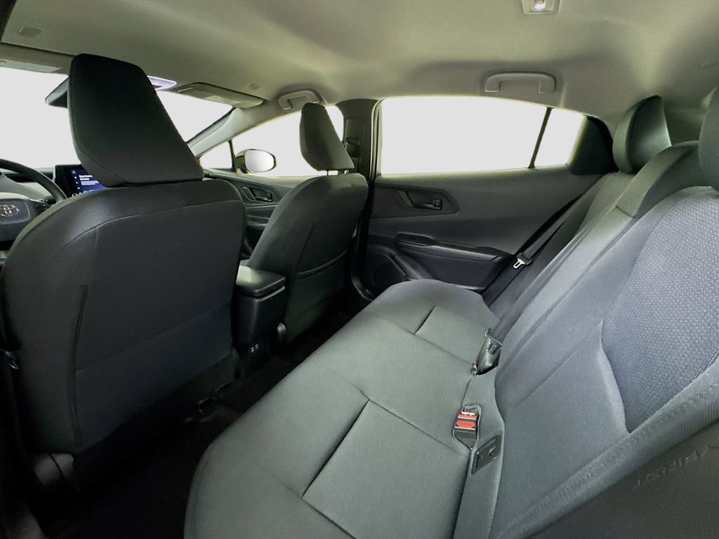 Used 2024 Toyota Prius LE image 11