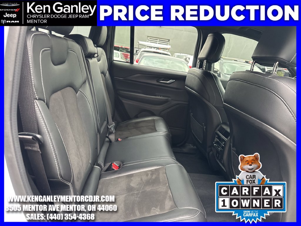 Used 2023 Jeep Grand Cherokee Altitude AWD/4WD image 25