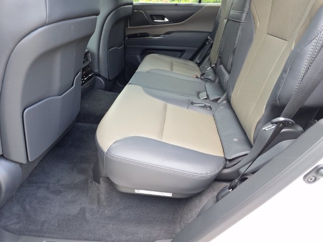 New 2026 Lexus LX 700h Overtrail w/ Accessory Package (Z1) AWD/4WD image 19