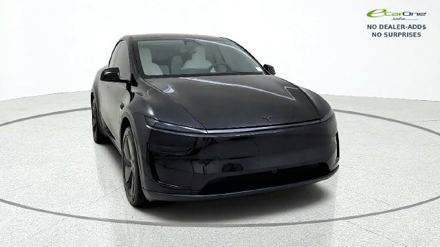 Used 2026 Tesla Model Y 2WD image 2