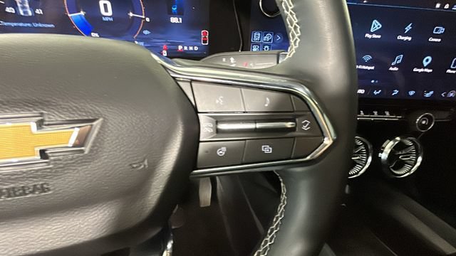 Used 2025 Chevrolet Blazer EV LT AWD/4WD image 16