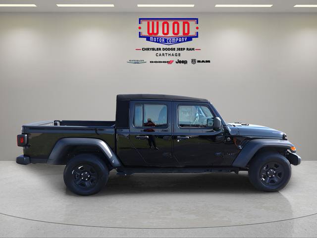 Used 2024 Jeep Gladiator Sport AWD/4WD image 2
