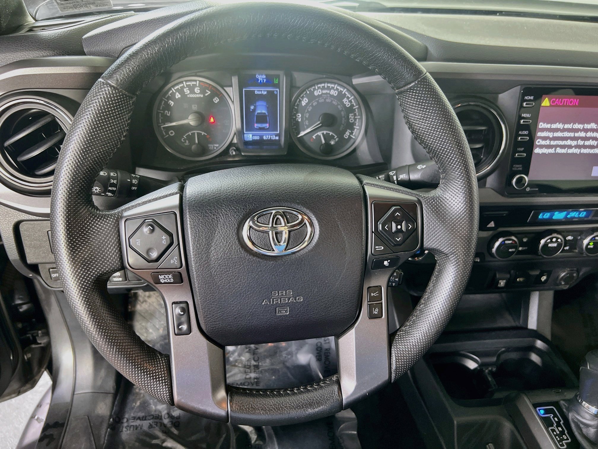 Used 2021 Toyota Tacoma TRD Off-Road AWD/4WD image 11