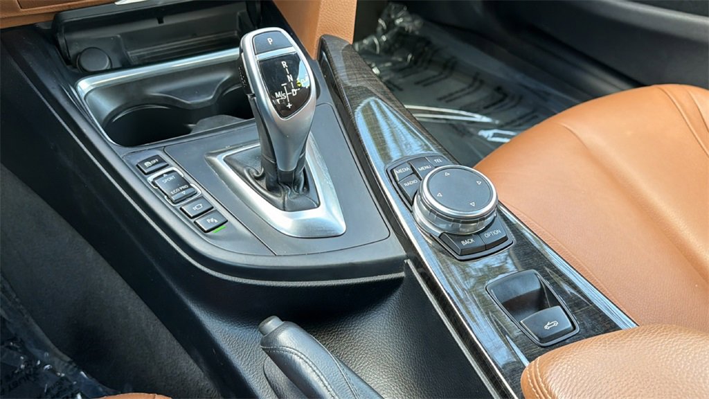 Used 2015 BMW 428i Convertible image 34