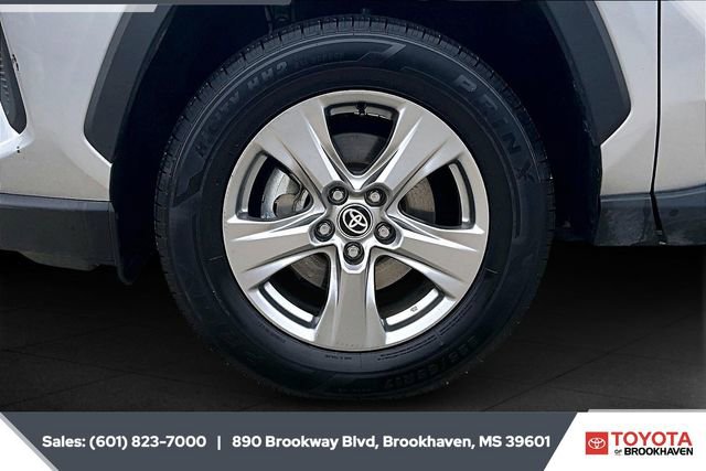 Used 2024 Toyota RAV4 XLE image 7