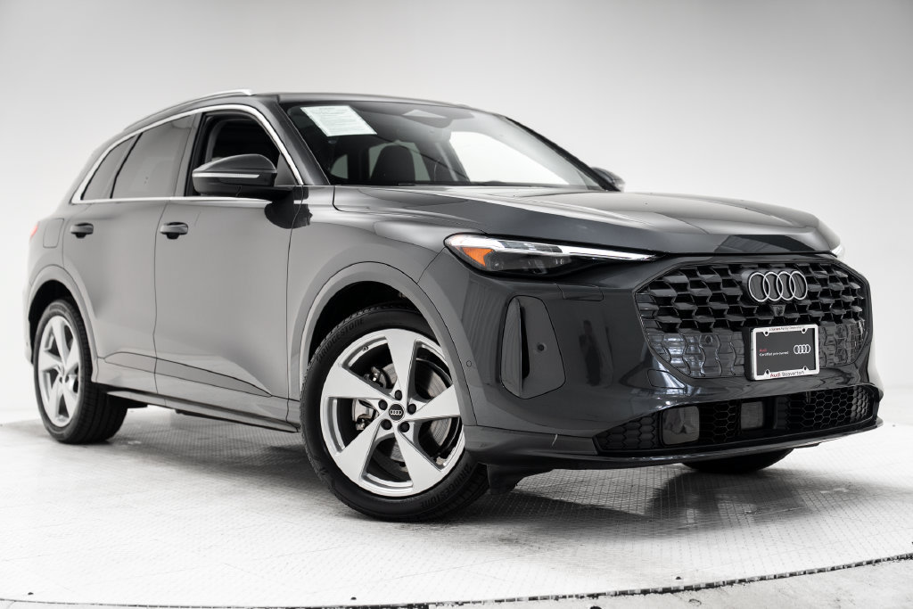 Certified 2025 Audi Q5 Prestige AWD/4WD image 48