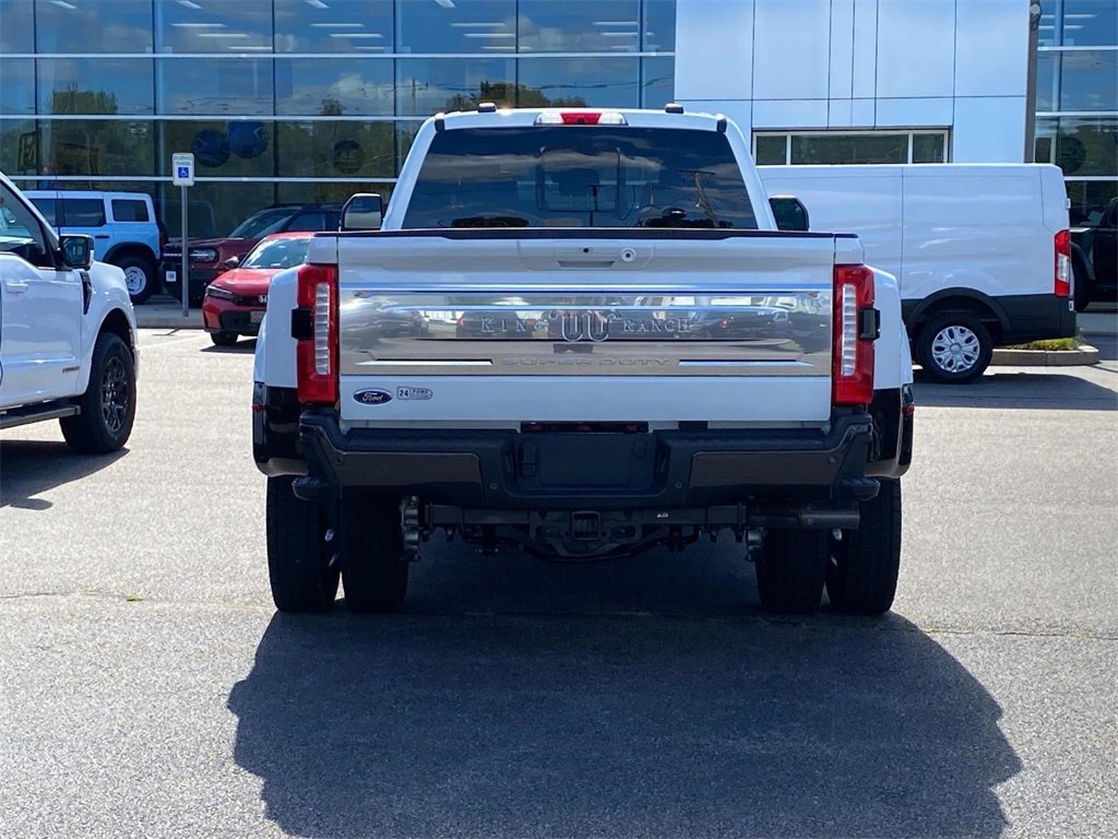 Used 2025 Ford F450 King Ranch image 6