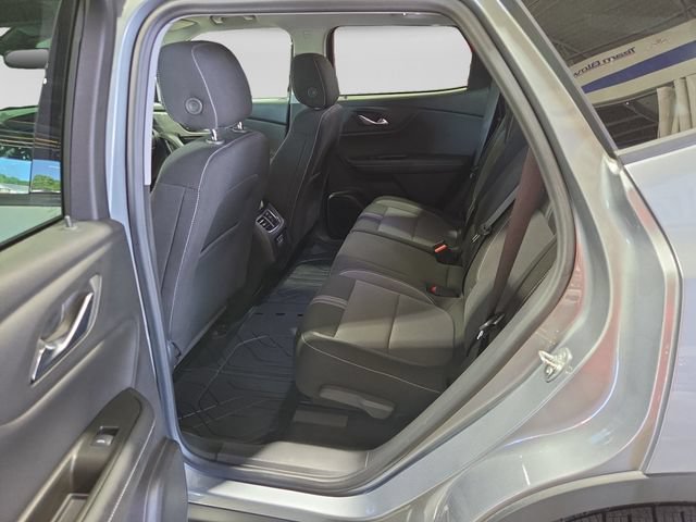 Used 2025 Chevrolet Blazer LT AWD/4WD image 9
