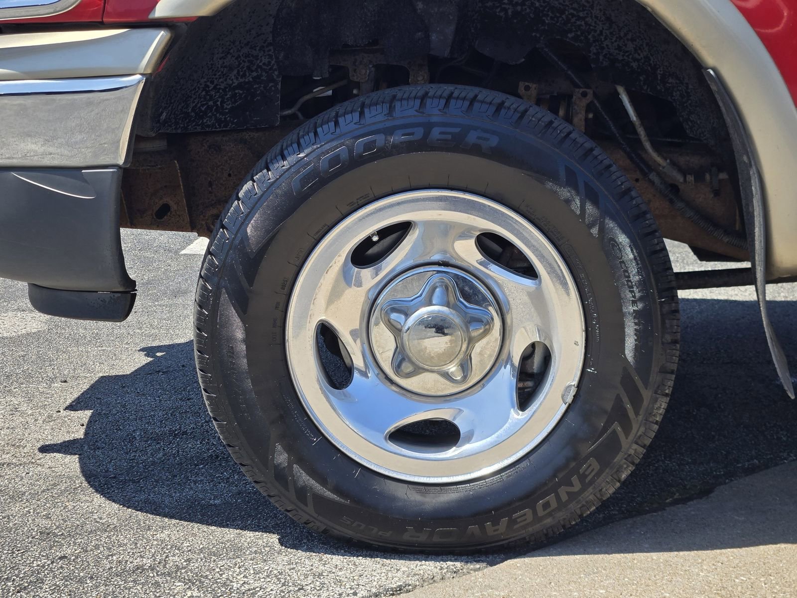 Used 2000 Ford F150 XLT AWD/4WD image 11