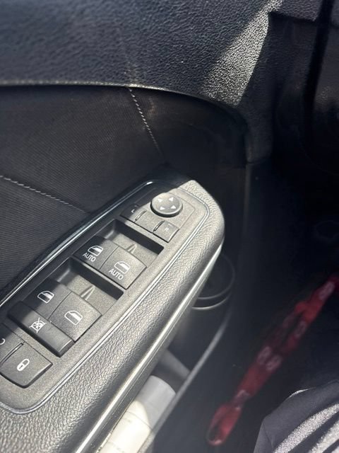 Used 2023 Dodge Charger SXT w/ Cold Weather Package RWD image 18
