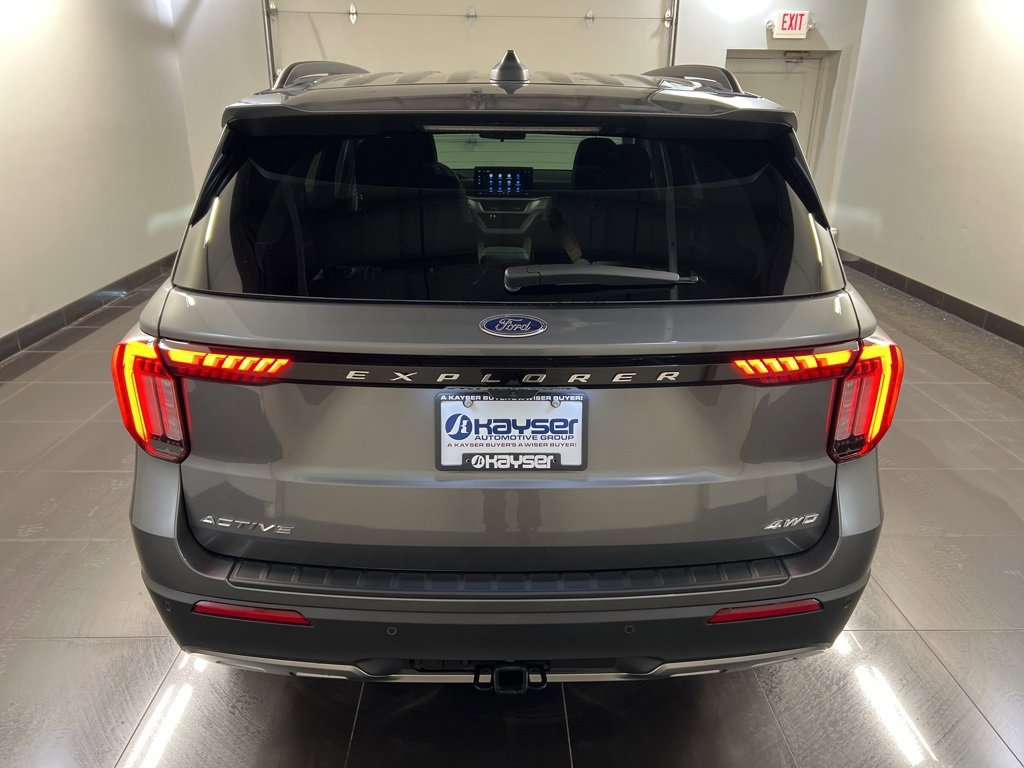 New 2026 Ford Explorer Active image 5