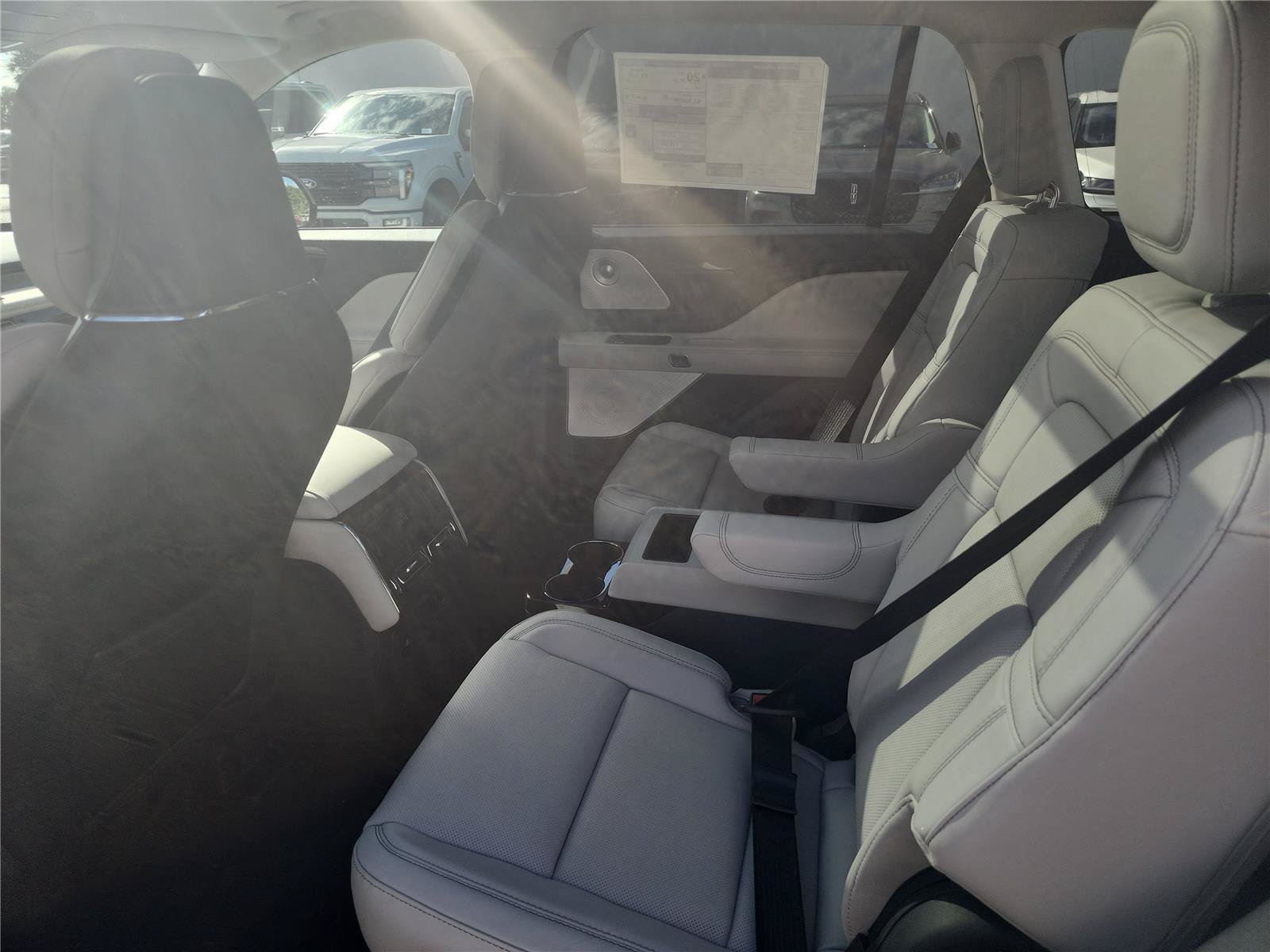 New 2027 Lincoln Aviator Reserve AWD/4WD image 18