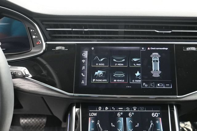 Used 2023 Audi Q8 Prestige AWD/4WD image 10