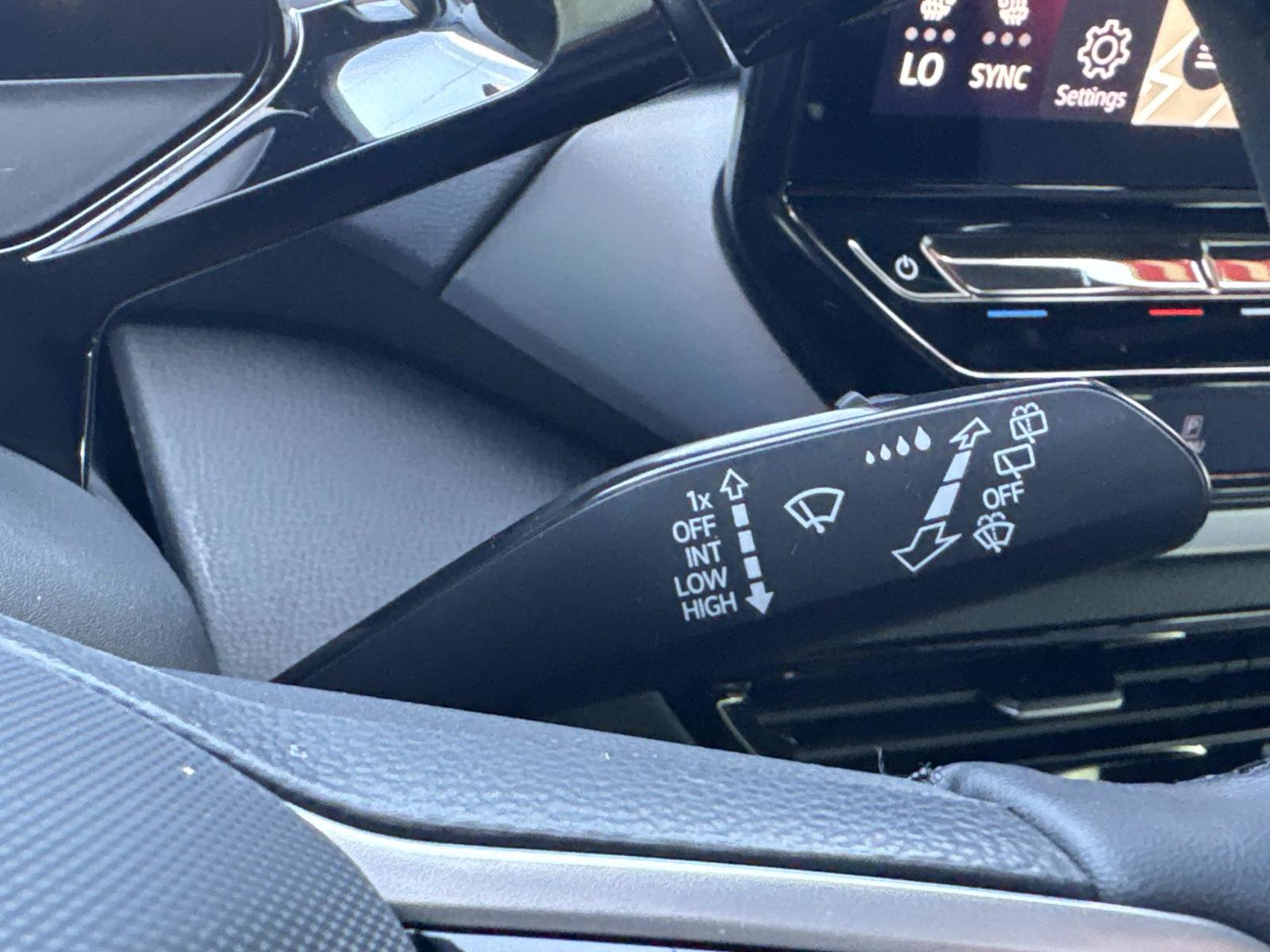 Certified 2024 Volkswagen ID.4 2WD image 28