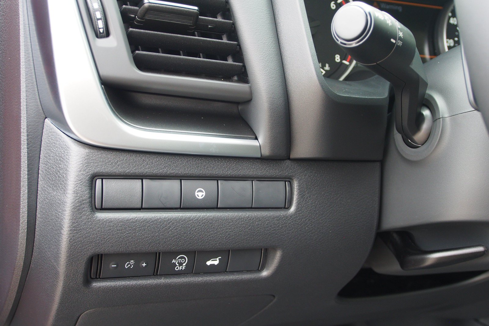 New 2026 Nissan Rogue Dark Armor FWD image 19