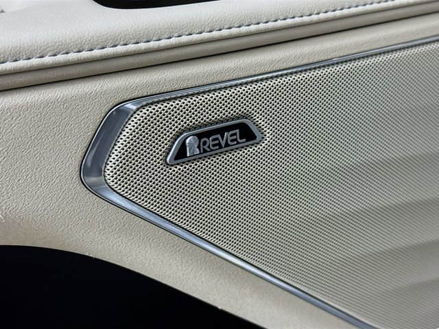 Used 2024 Lincoln Nautilus Premier w/ Equipment Group 102A image 19