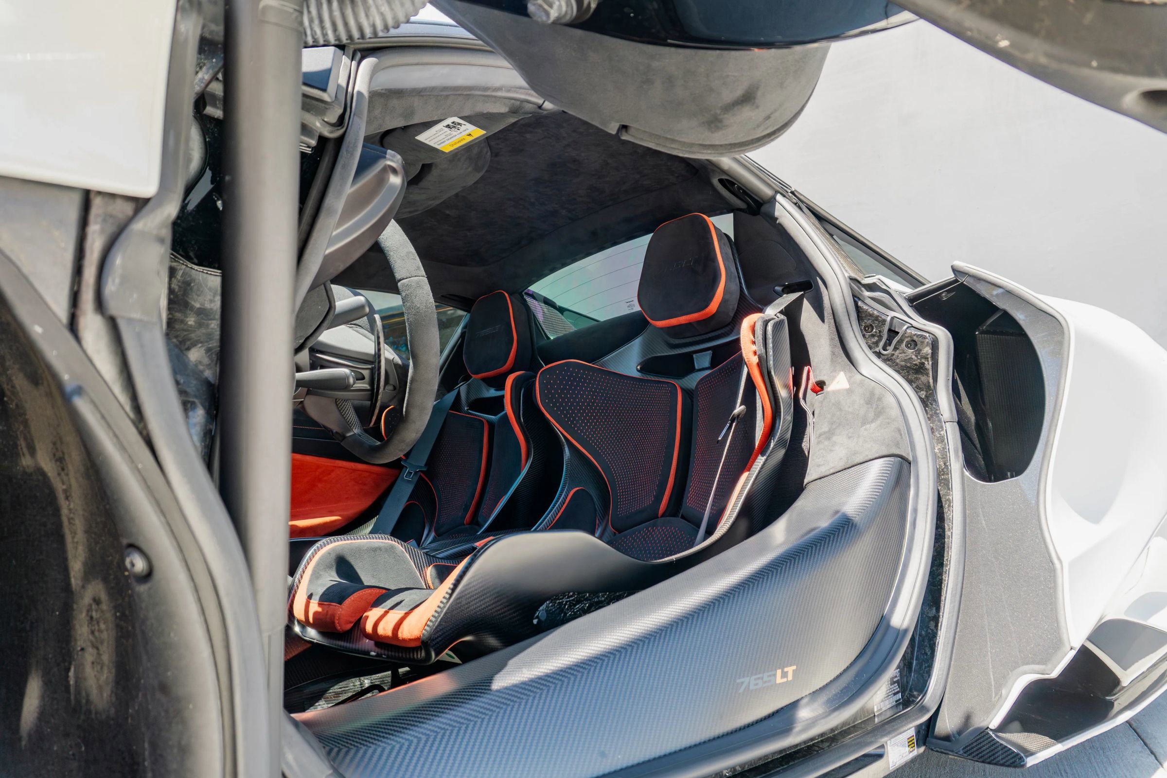 Used 2022 McLaren 765LT RWD image 61