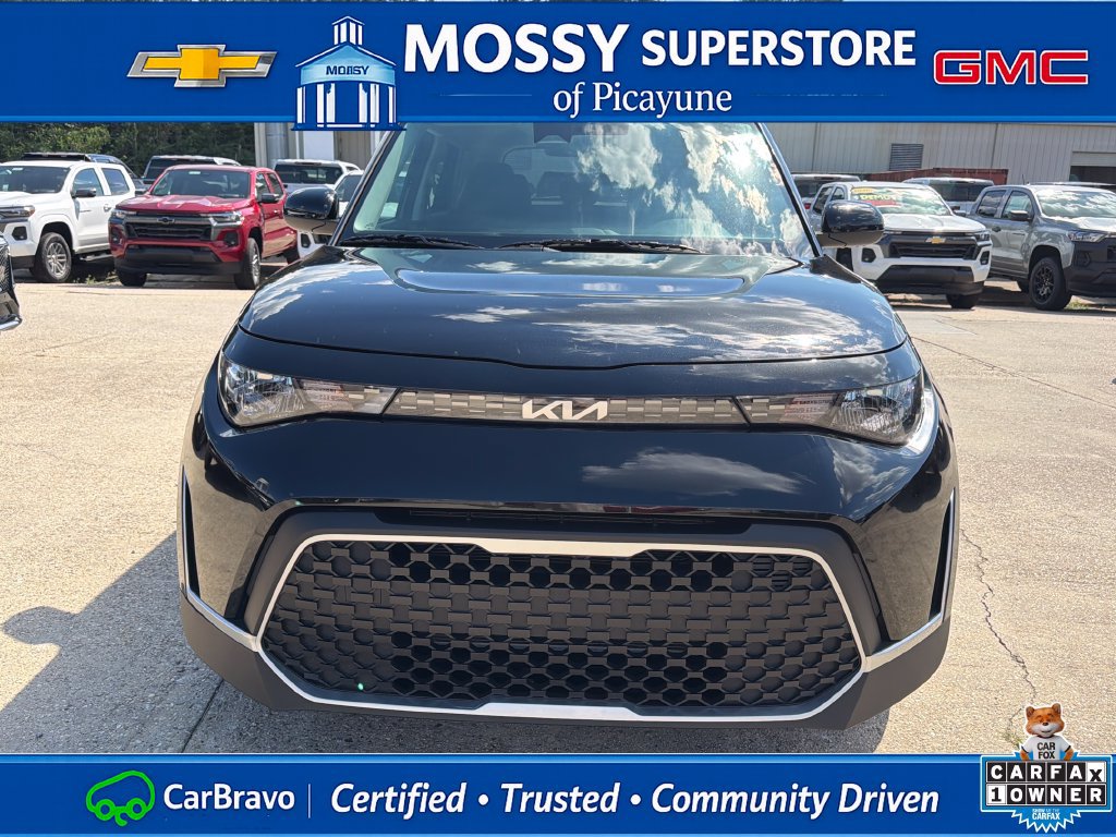 Used 2025 Kia Soul LX w/ LX Technology Package FWD image 10