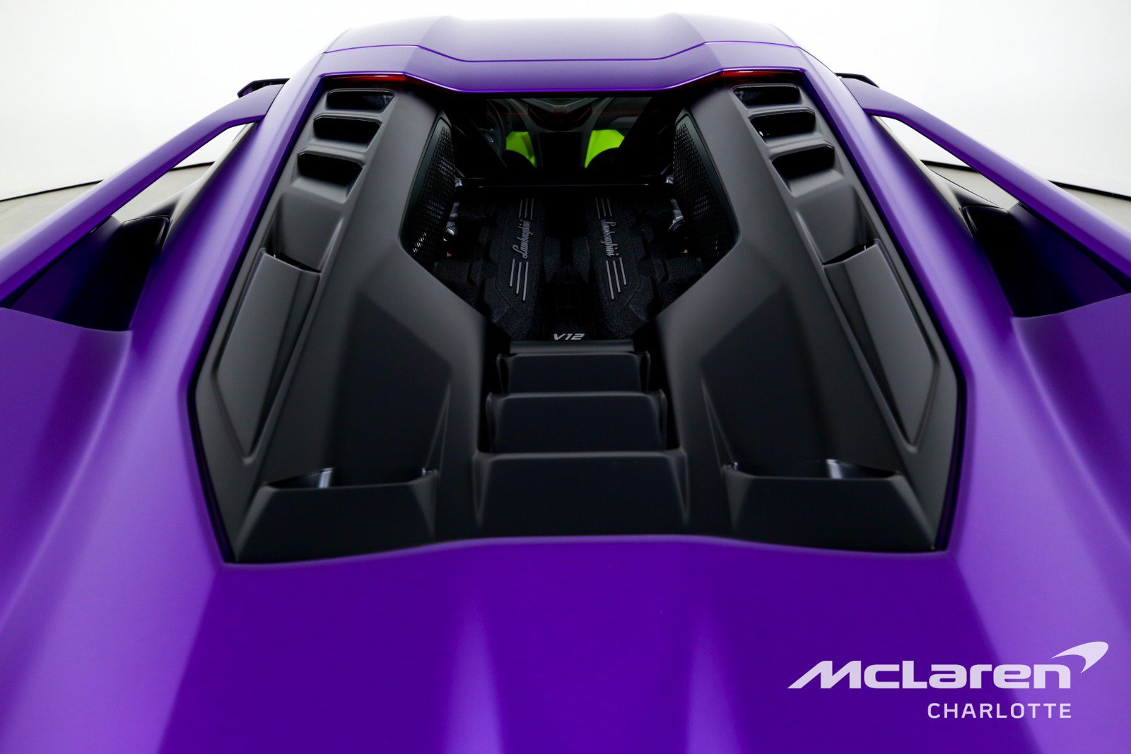 Used 2025 Lamborghini Revuelto AWD/4WD image 27