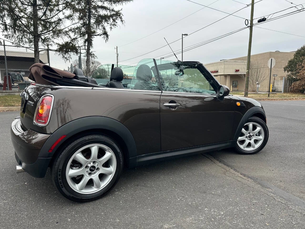 Used 2010 MINI Cooper Convertible w/ Cold Weather Pkg image 4