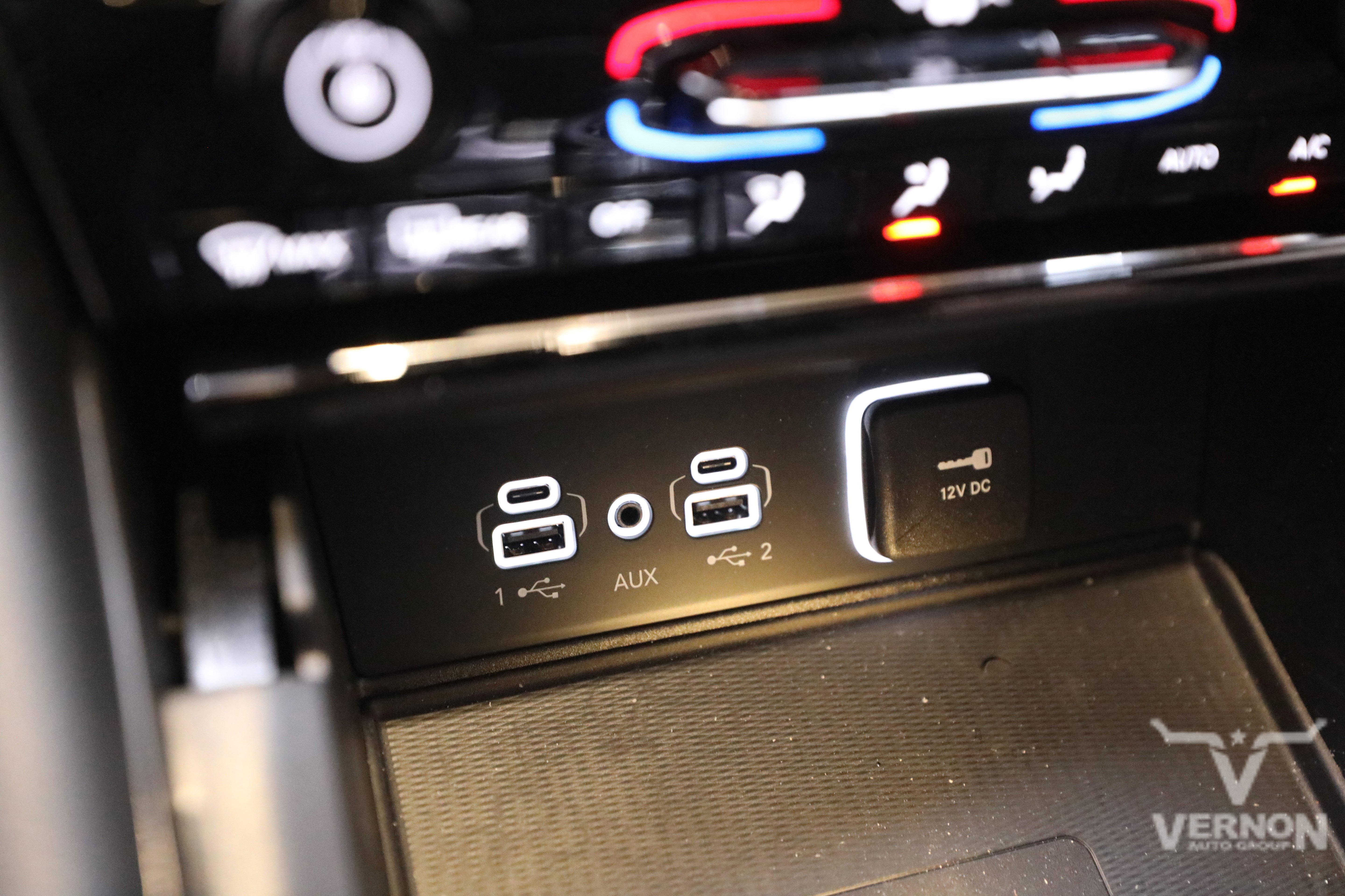 New 2025 Jeep Grand Cherokee Altitude image 23