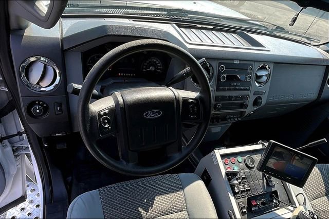 Used 2016 Ford F450 XLT image 5