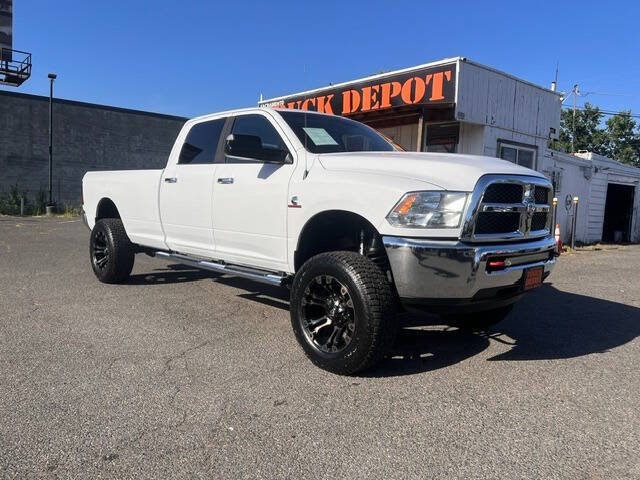 Used 2015 RAM 3500 SLT AWD/4WD image 4