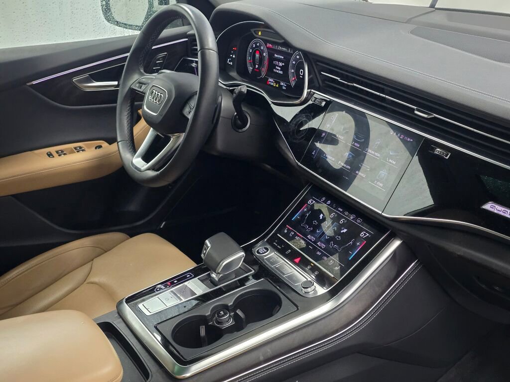 Used 2024 Audi Q8 Prestige w/ Prestige Package image 28