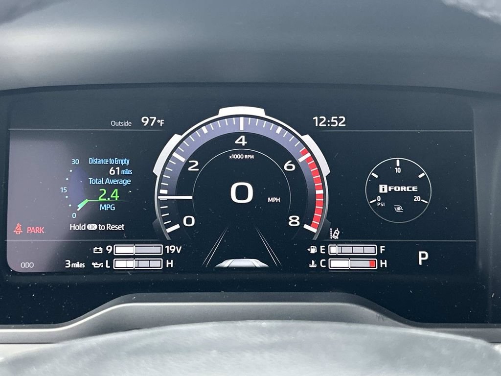 New 2026 Toyota Tundra Limited AWD/4WD image 29