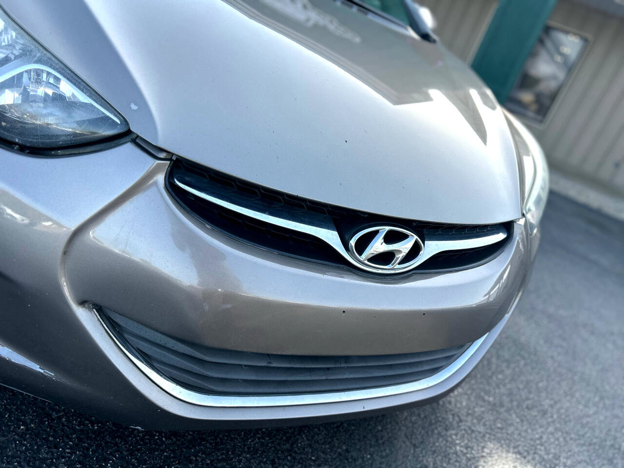 Used 2013 Hyundai Elantra GLS w/ Preferred Pkg image 9
