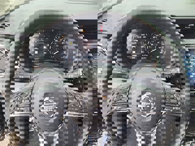 Certified 2024 Nissan Kicks SV image 10