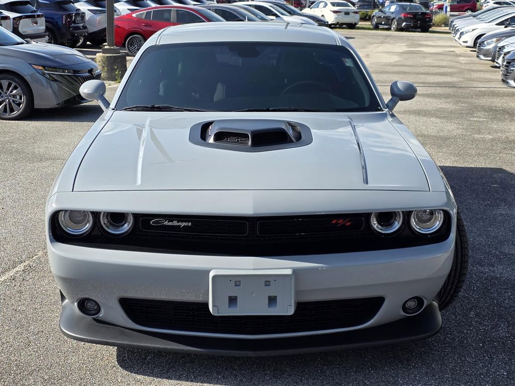 Used 2022 Dodge Challenger R/T Scat Pack w/ Shaker Package RWD image 3