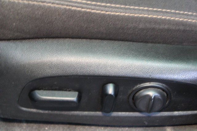 Used 2021 GMC Terrain SLE image 14