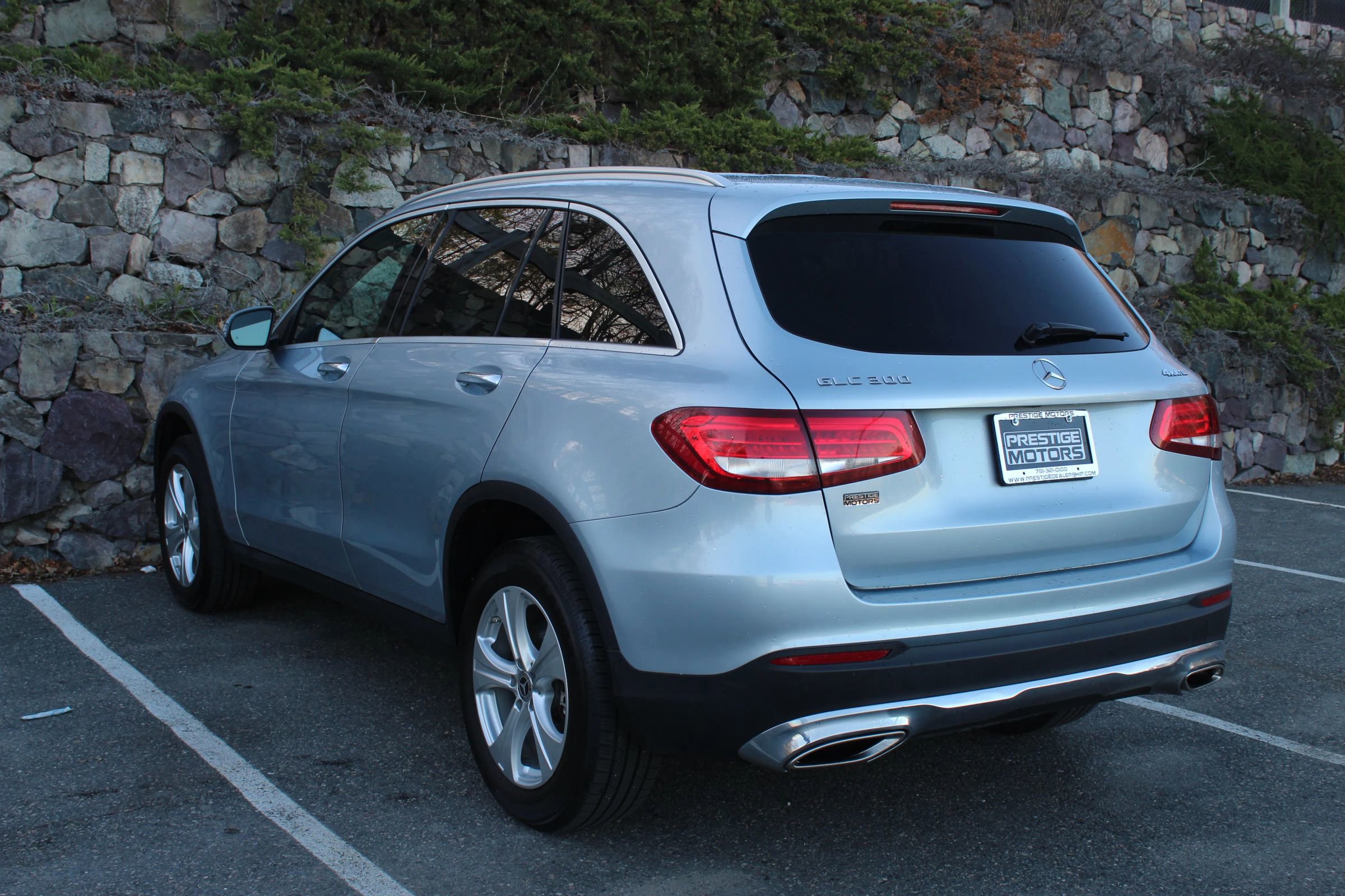 Used 2018 Mercedes-Benz GLC 300 4MATIC image 7